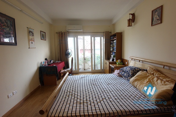 02 bedrooms house for rent in Tay Ho area